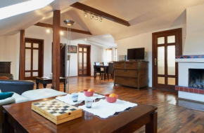  Regina House- sv. Mikalojaus 13  Вильнюс